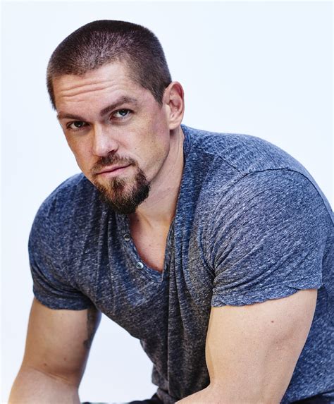 Steve Howey Height